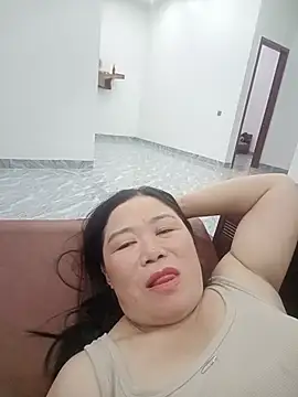 Snapshot of -Lytina- chatting on May 30, 1:52 pm -Lytina- online show from May 30, 1:52 pm