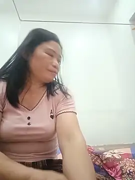 Snapshot of -Lytina- chatting on June 3, 3:28 pm -Lytina- online show from June 3, 3:28 pm