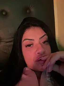 belababyy online show from June 20, 1:41 am