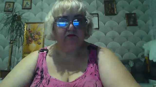 MarinaFarina53 online show from June 6, 7:07 pm