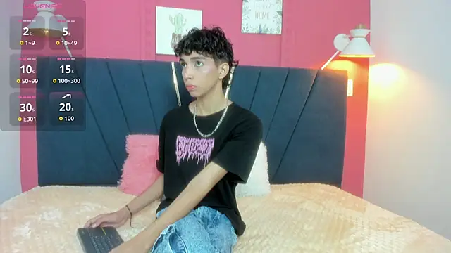 ero boy40 online show from July 17, 4:08 am