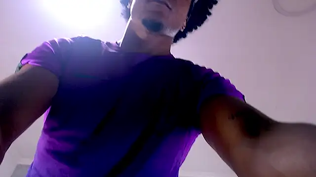 Snapshot of Dilan_Hall chatting on May 23, 6:56 pm Dilan Hall online show from May 23, 6:56 pm