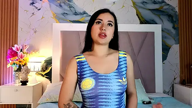 MiiaRousse  online show from June 24, 11:04 pm