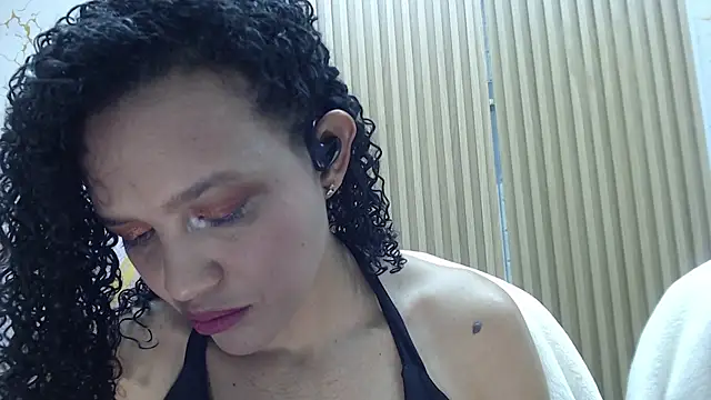 Jazlin Sg online show from June 25, 1:26 pm