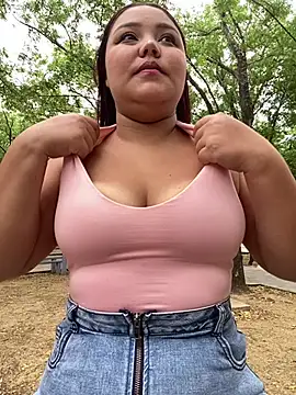 dulce47 online show from May 13, 1:52 pm