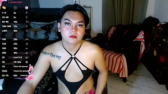 RoyalSeductress online show from June 23, 11:52 am