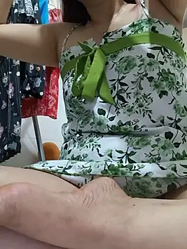 Forever model online show from May 31, 11:17 pm