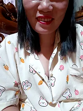 -Trici- online show from July 4, 4:02 pm
