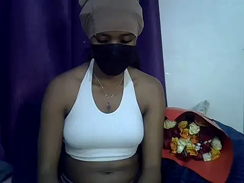 Ginnah  online show from June 30, 4:08 pm