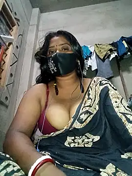 Miss-poly online show from June 5, 4:45 pm