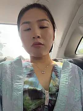 Iridessa- online show from August 4, 1:53 am