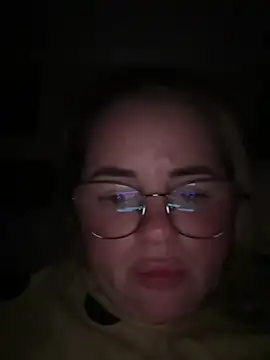 Snapshot of Jenifer_mis chatting on May 17, 7:21 pm Jenifer mis online show from May 17, 7:21 pm