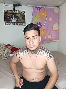 radiant whore x online show from May 12, 7:00 pm