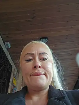 MILFBARBY online show from September 22, 6:59 am