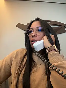 Snapshot of modelisa01 chatting on June 5, 12:00 pm modelisa01 online show from June 5, 12:00 pm