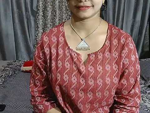 Snapshot of Butterflyy9 chatting on July 8, 4:44 pm Butterflyy9 online show from July 8, 4:44 pm
