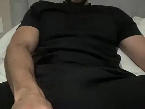 Snapshot of JOSE_LATIN93 chatting on May 16, 5:26 am JOSE LATIN93 online show from May 16, 5:26 am