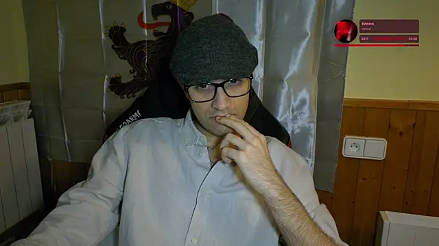 Snapshot of zadrotx chatting on June 12, 9:35 pm zadrotx online show from June 12, 9:35 pm