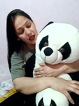 simmy14321 online show from June 7, 6:17 am