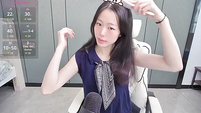 Lucky  cat online show from May 11, 5:24 am