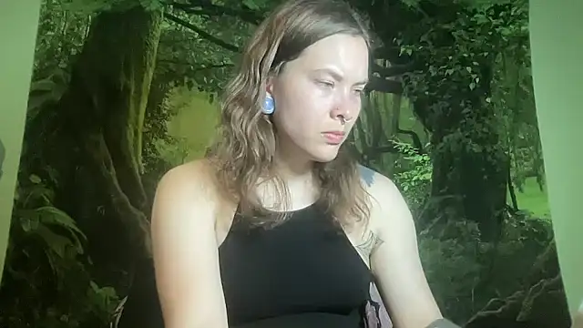 Snapshot of mo0ngoddess chatting on March 28, 3:17 am mo0ngoddess online show from March 28, 3:17 am