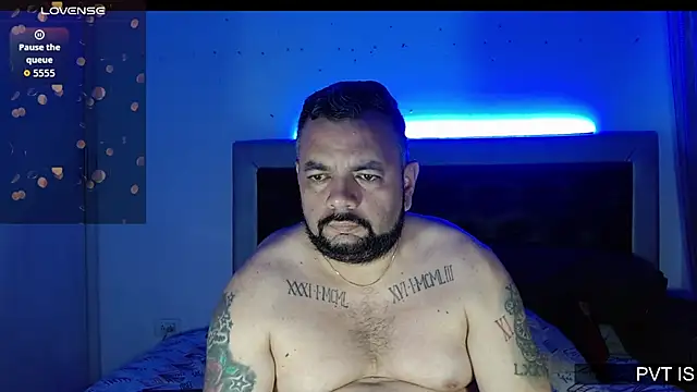 Snapshot of perverseveteranmanxxx chatting on March 13, 3:24 am perverseveteranmanxxx online show from March 13, 3:24 am