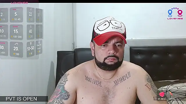 Snapshot of perverseveteranmanxxx chatting on March 28, 2:00 am perverseveteranmanxxx online show from March 28, 2:00 am