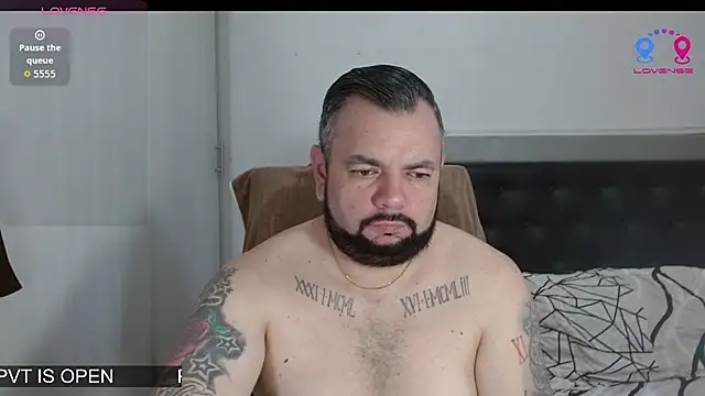 Snapshot of perverseveteranmanxxx chatting on March 28, 4:17 pm perverseveteranmanxxx online show from March 28, 4:17 pm