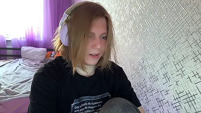 Snapshot of Hirtay chatting on June 9, 5:02 pm Hirtay online show from June 9, 5:02 pm