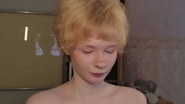 Snapshot of Misska_kek chatting on May 11, 1:28 pm Misska kek online show from May 11, 1:28 pm