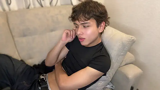 DanteSaint online show from June 19, 5:56 am