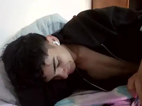 GhostBoyX66 online show from May 15, 8:54 am