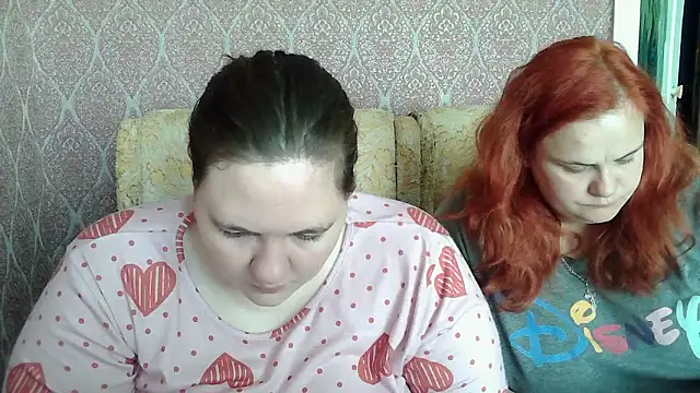 TiffanyLenee online show from May 15, 9:05 am