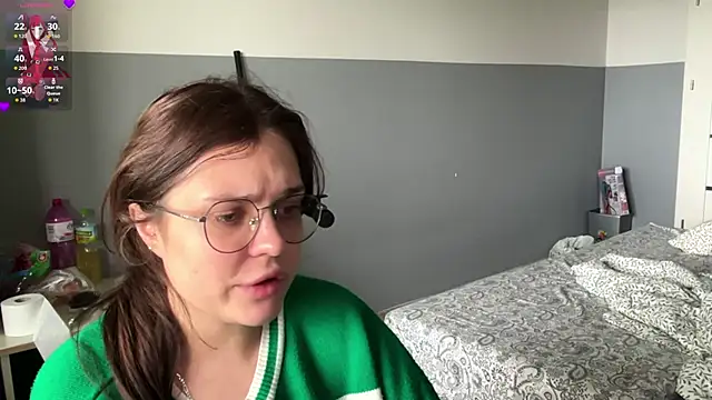 lolaluxe69 online show from May 12, 12:02 pm