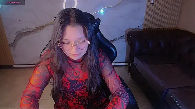 HoneyDoll tf online show from May 31, 1:18 pm