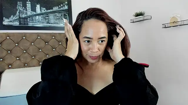 Snapshot of karol_deny chatting on June 22, 7:44 pm karol deny online show from June 22, 7:44 pm