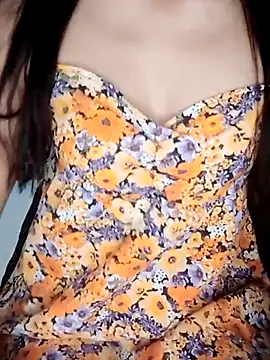 Ipho girl online show from May 23, 6:07 am
