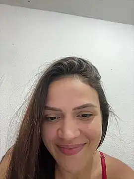 Snapshot of Sarah__hot chatting on June 19, 1:21 am Sarah hot online show from June 19, 1:21 am