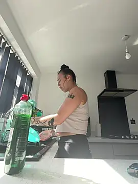 XemzX online show from June 25, 8:52 am