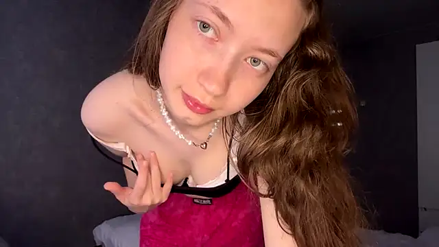 Emily Mur  online show from June 12, 5:06 am