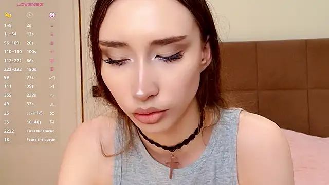 lalisabrown online show from June 7, 10:19 am