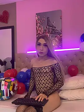 Snapshot of AlissonRose3 chatting on June 27, 7:08 pm AlissonRose3 online show from June 27, 7:08 pm