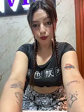Miel rousse online show from May 17, 5:16 am
