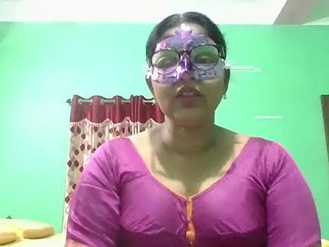 Snapshot of Kavya17 chatting on June 17, 6:09 pm Kavya17 online show from June 17, 6:09 pm