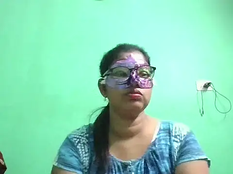 Snapshot of Kavya17 chatting on June 20, 2:58 am Kavya17 online show from June 20, 2:58 am