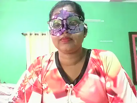 Snapshot of Kavya17 chatting on July 5, 9:16 am Kavya17 online show from July 5, 9:16 am