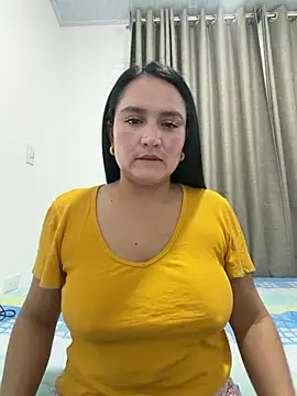 rousee69  online show from June 26, 11:53 pm