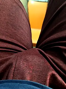 1Horny Boy1 online show from May 16, 4:42 am