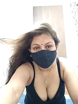 Snapshot of hot_kiran2000 chatting on June 22, 12:57 pm hot kiran2000 online show from June 22, 12:57 pm