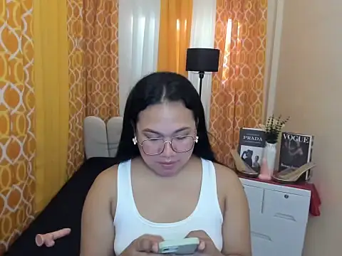 BigCockLexie online show from May 13, 8:44 am